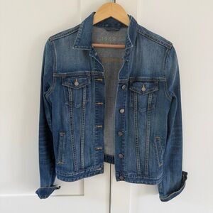 GAP Women's Blue Denim Jacket